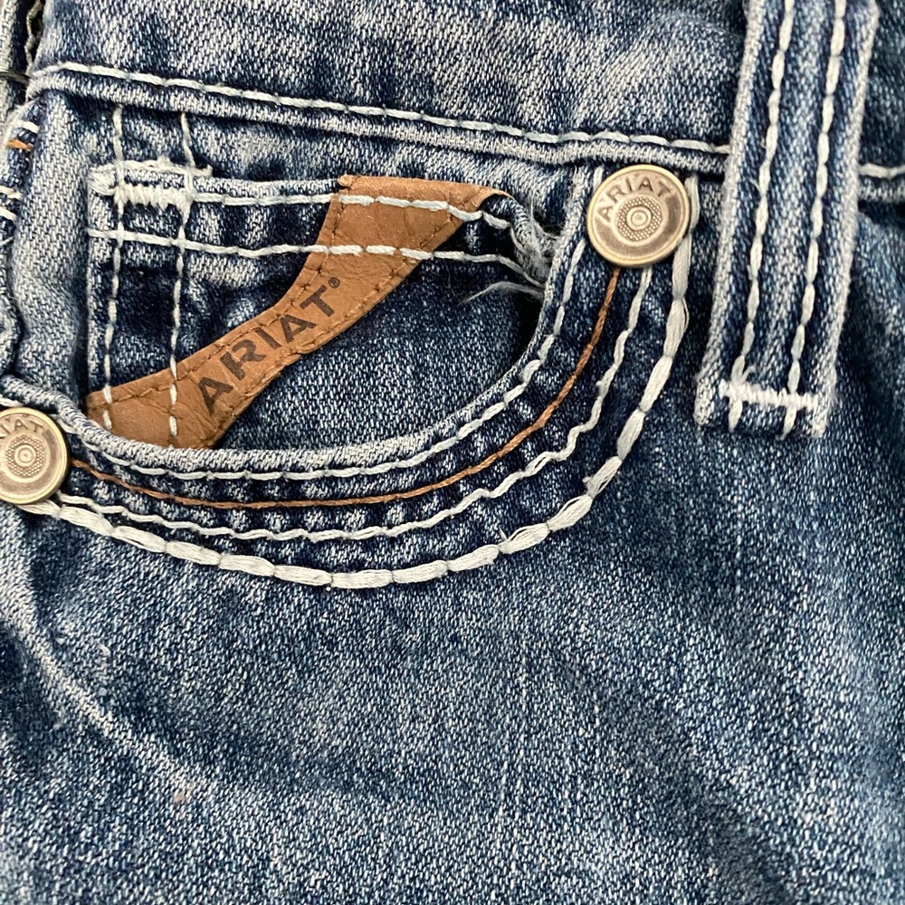 Ariat Blue Denim Jeans with Map Print Lining pantalón de niño - Picture 4 of 7
